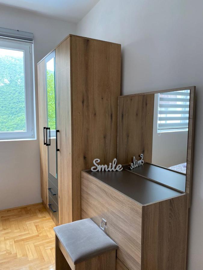 Apartment Varezic Pluzine Bagian luar foto