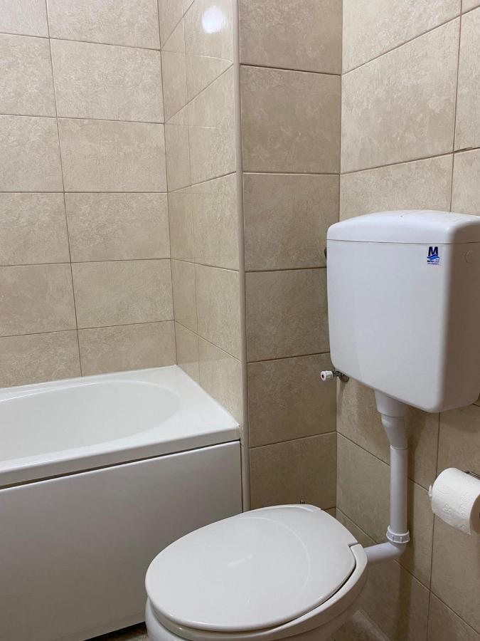 Apartment Varezic Pluzine Bagian luar foto